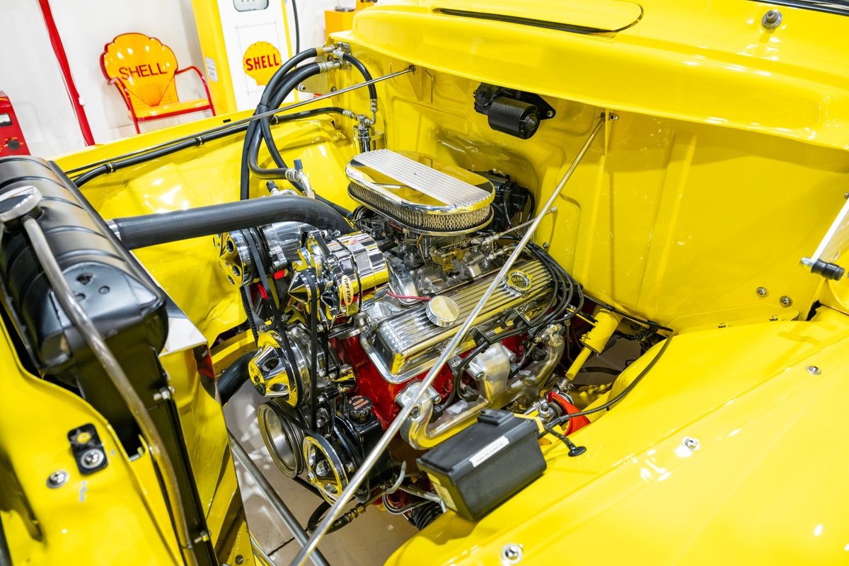 Ford-F-100-Big-Window-1956-18