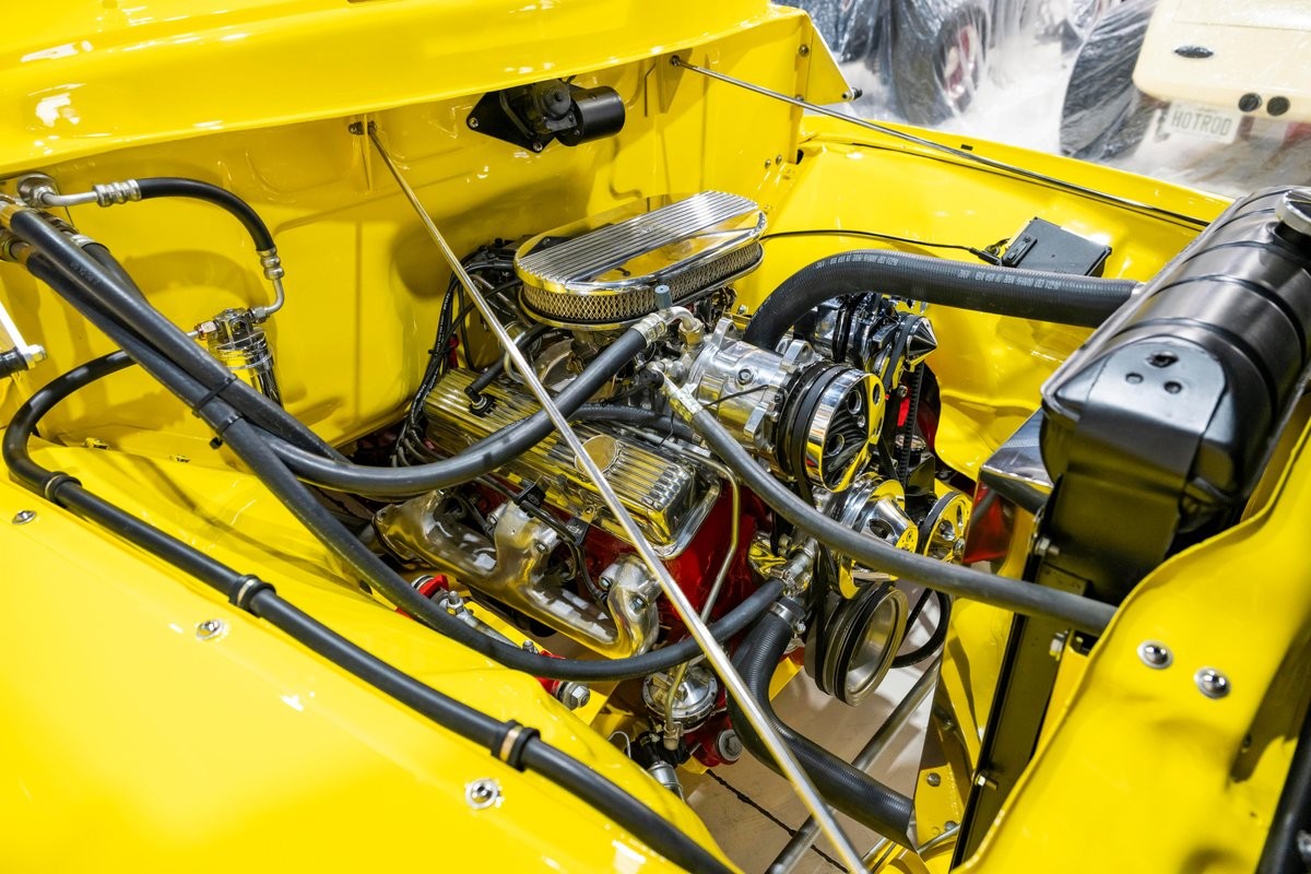 Ford-F-100-Big-Window-1956-19