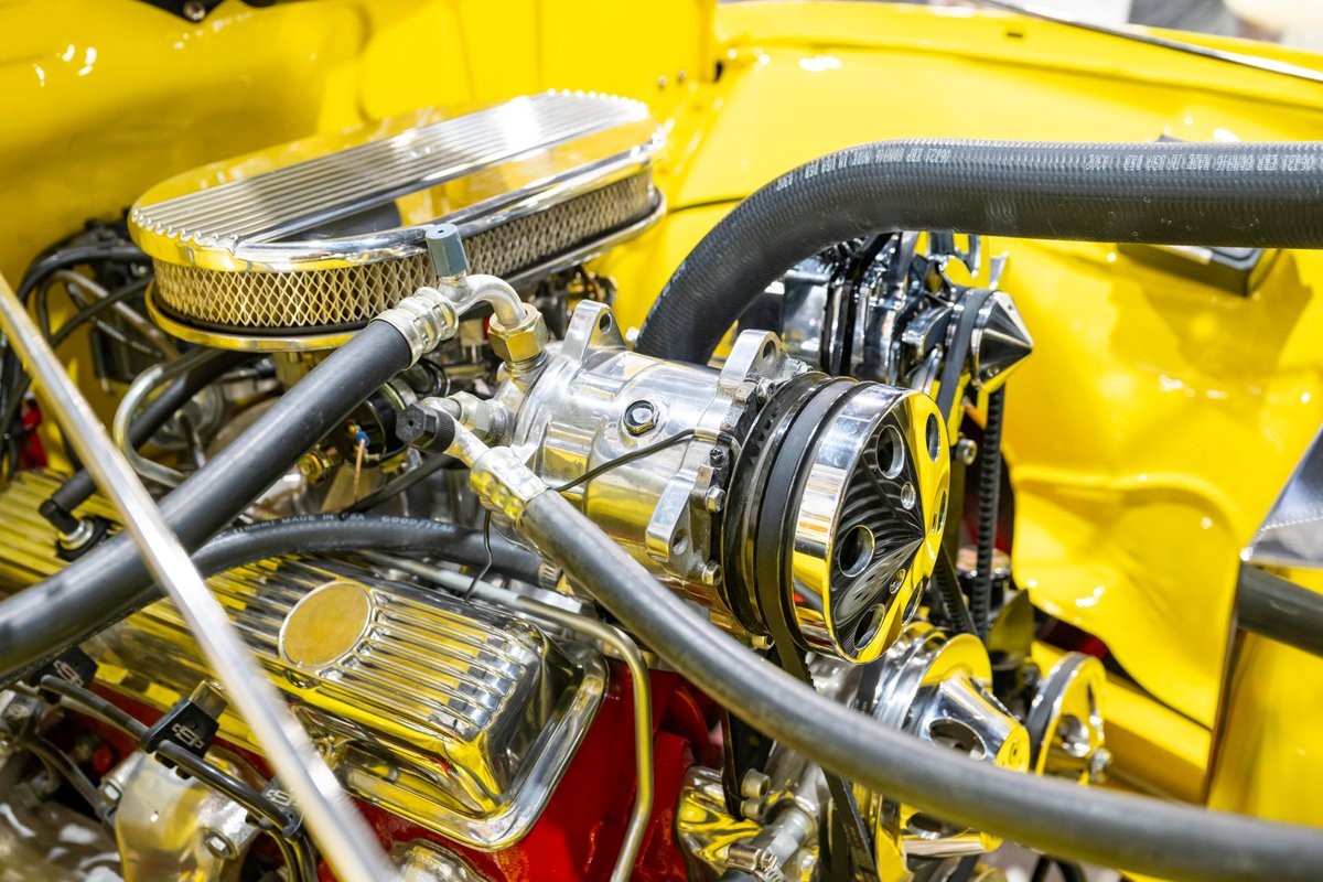 Ford-F-100-Big-Window-1956-26