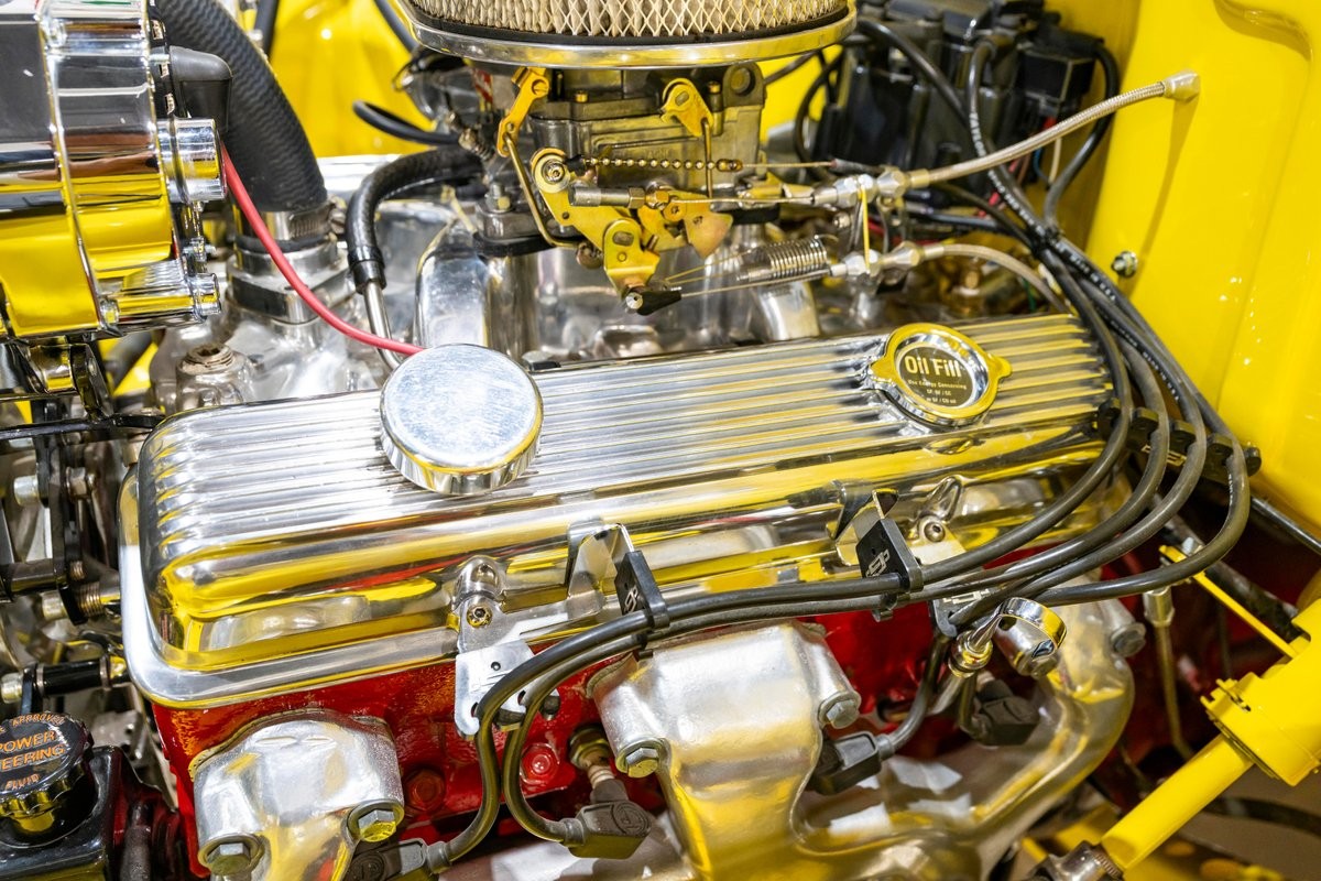 Ford-F-100-Big-Window-1956-28