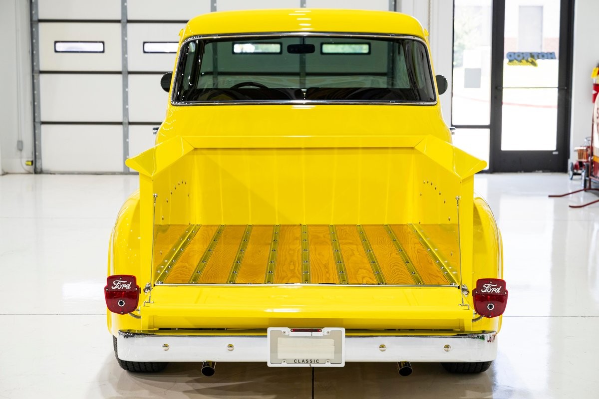 Ford-F-100-Big-Window-1956-36