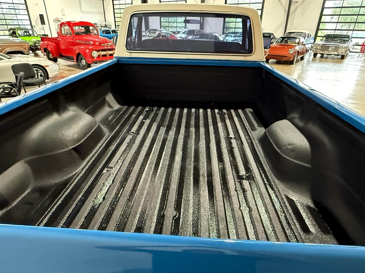 Ford-F-150-1977-Pickup-Truck-15