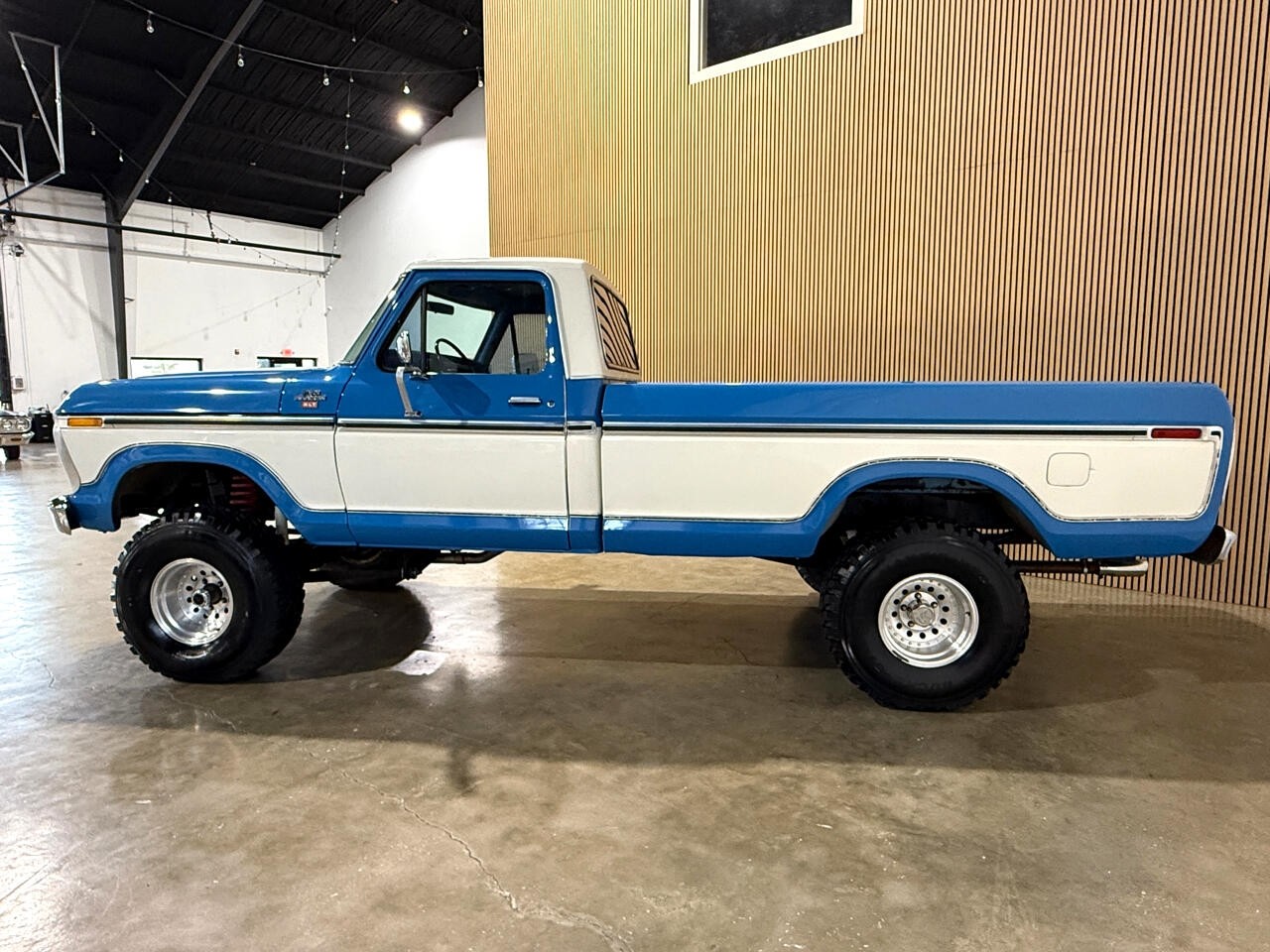 Ford-F-150-1977-Pickup-Truck-19