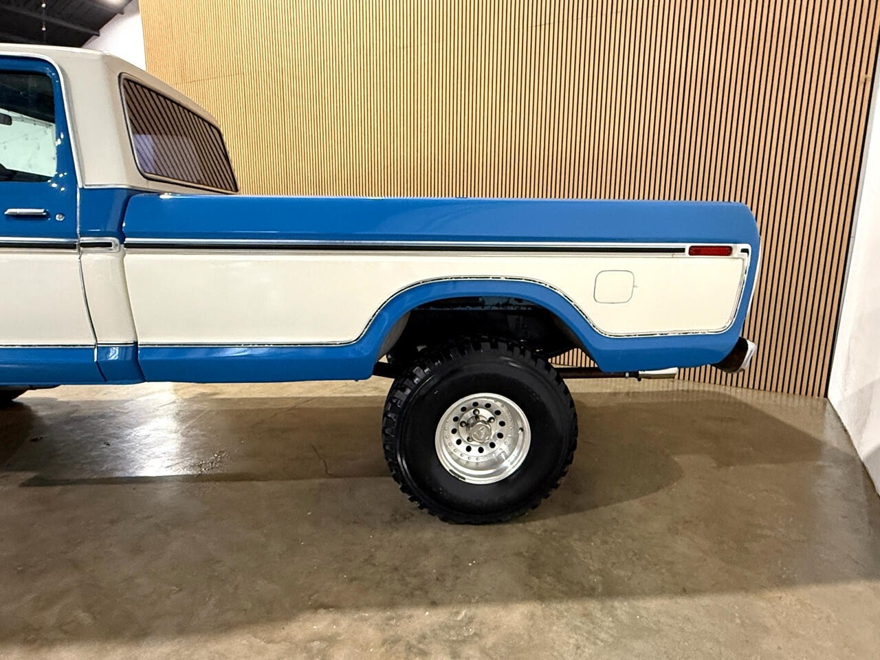 Ford-F-150-1977-Pickup-Truck-20