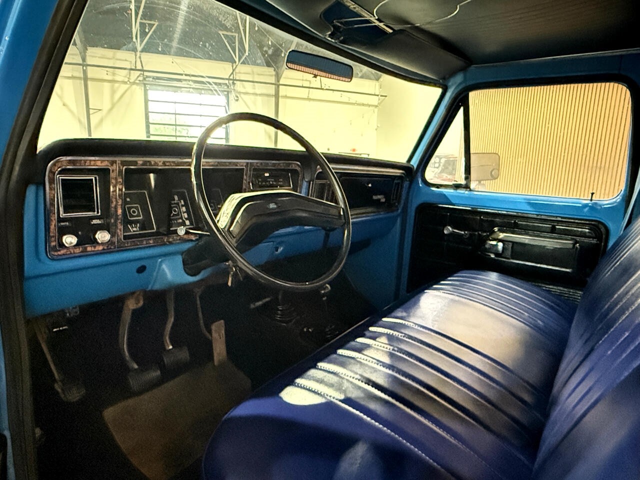 Ford-F-150-1977-Pickup-Truck-26