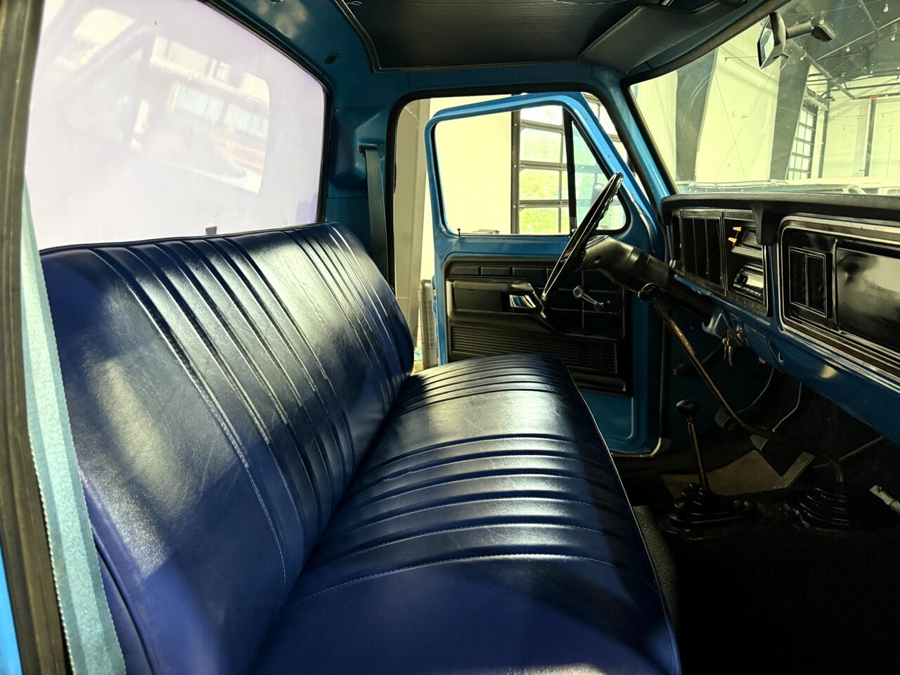 Ford-F-150-1977-Pickup-Truck-34
