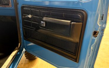 Ford-F-150-1977-Pickup-Truck-35