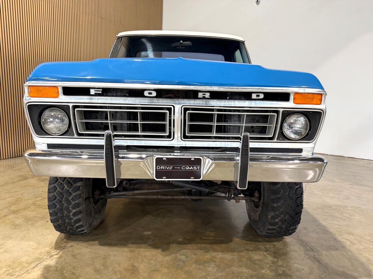Ford-F-150-1977-Pickup-Truck-4