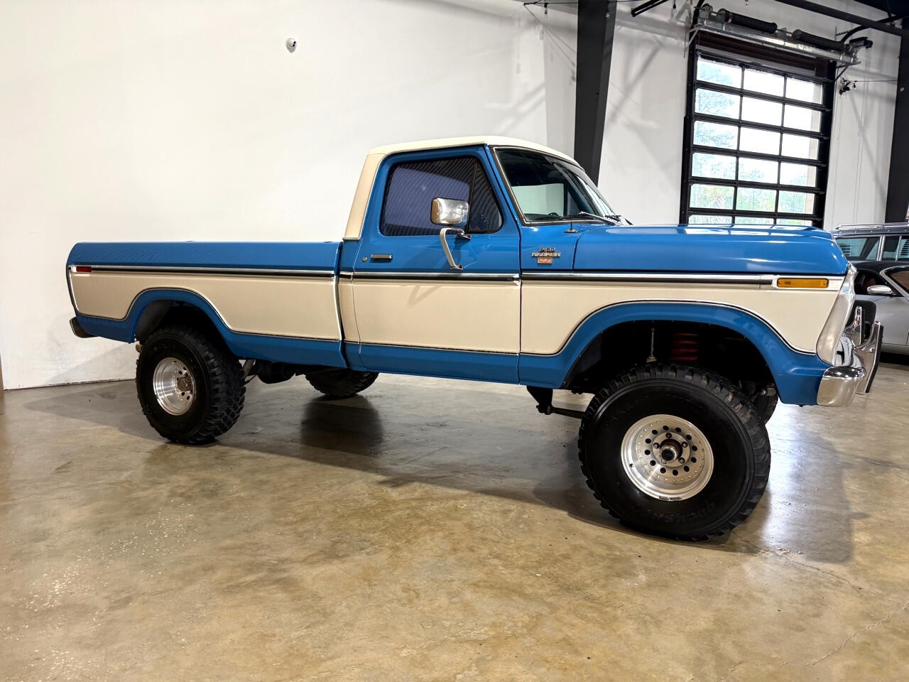 Ford-F-150-1977-Pickup-Truck-7