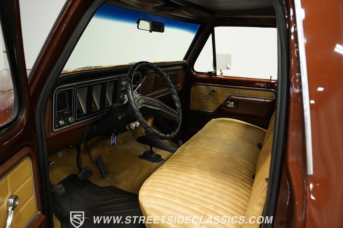 Ford-F-150-1978-Pickup-Truck-4