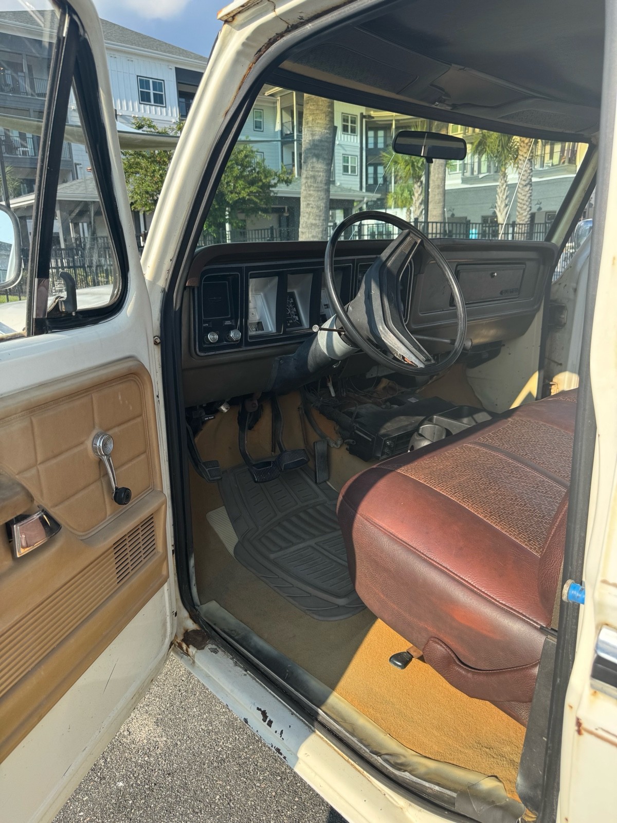 Ford-F-150-1979-Standard-Cab-Pickup-9