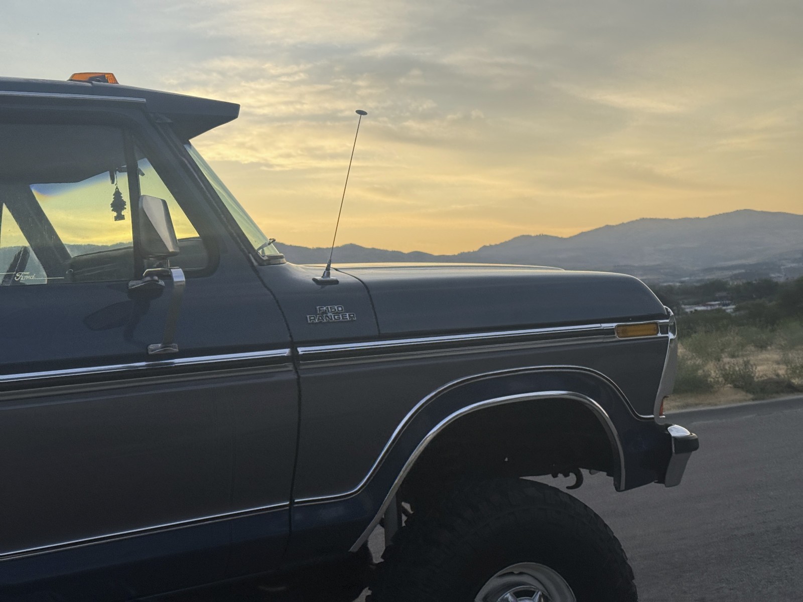 Ford-F-150-1979-Standard-Cab-Pickup-9