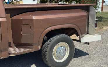 Ford-F-150-1983-Standard-Cab-Pickup-8
