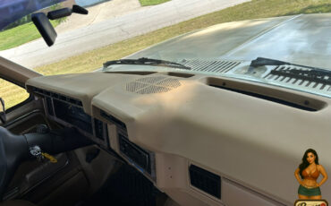 Ford-F-150-1985-Standard-Cab-Pickup-12