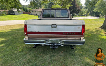 Ford-F-150-1985-Standard-Cab-Pickup-6