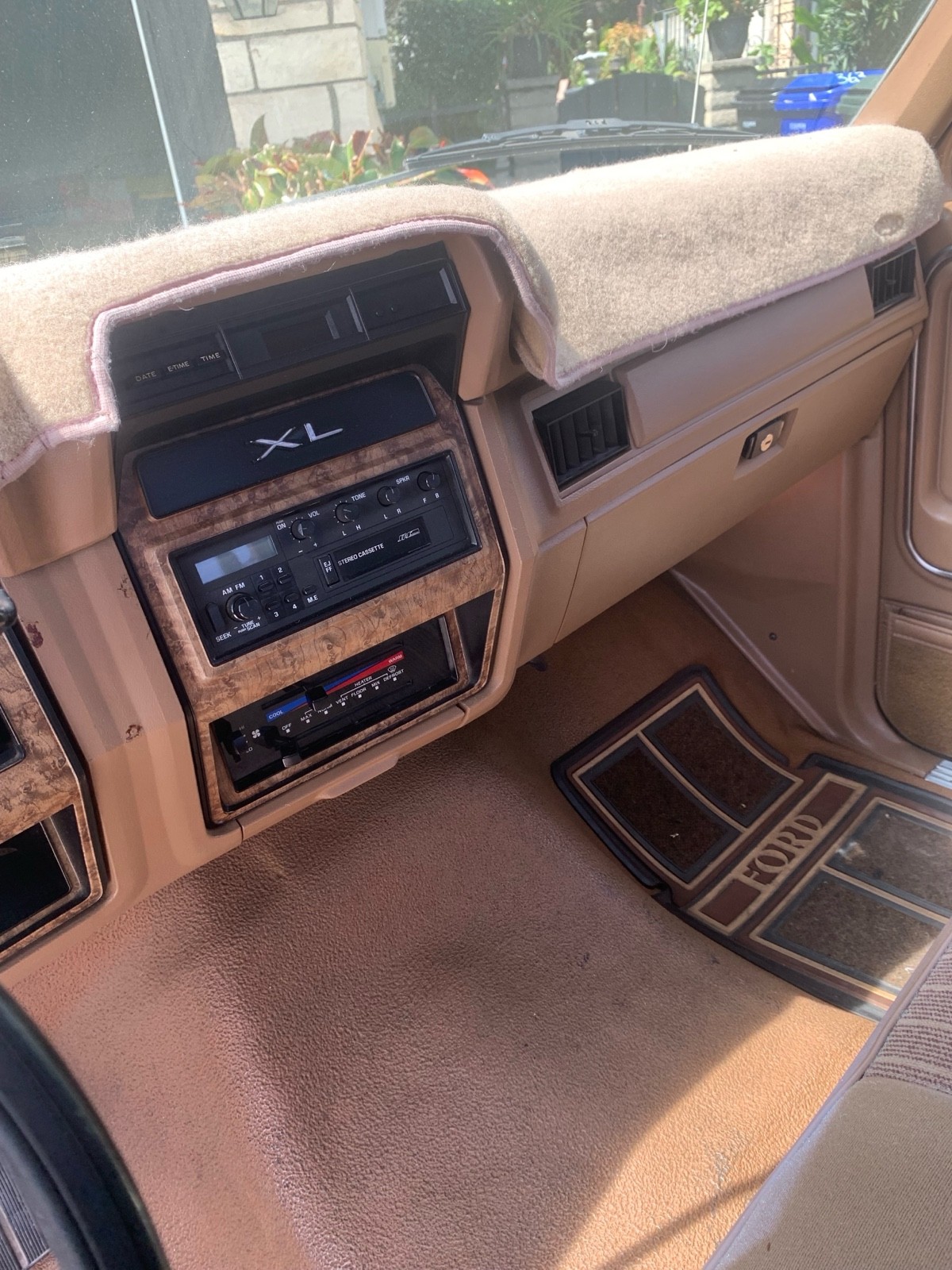 Ford-F-150-1986-10