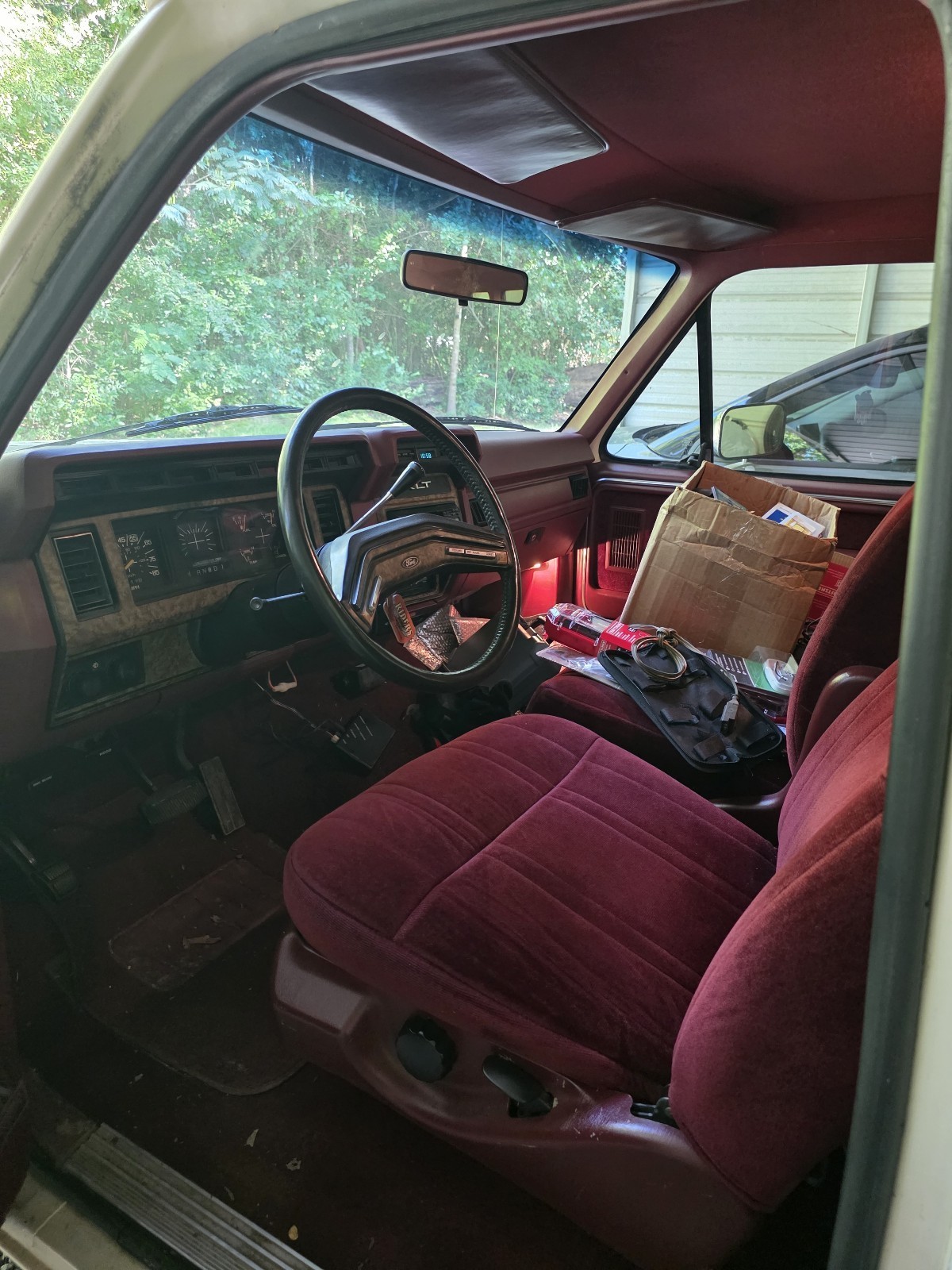 Ford-F-150-1986-14