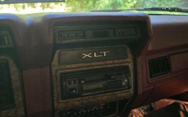 Ford-F-150-1986-16