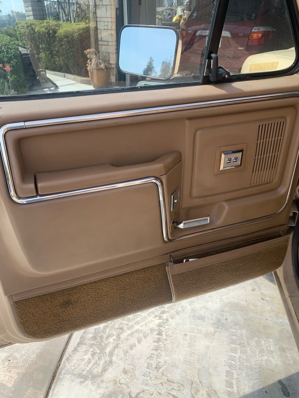 Ford-F-150-1986-9