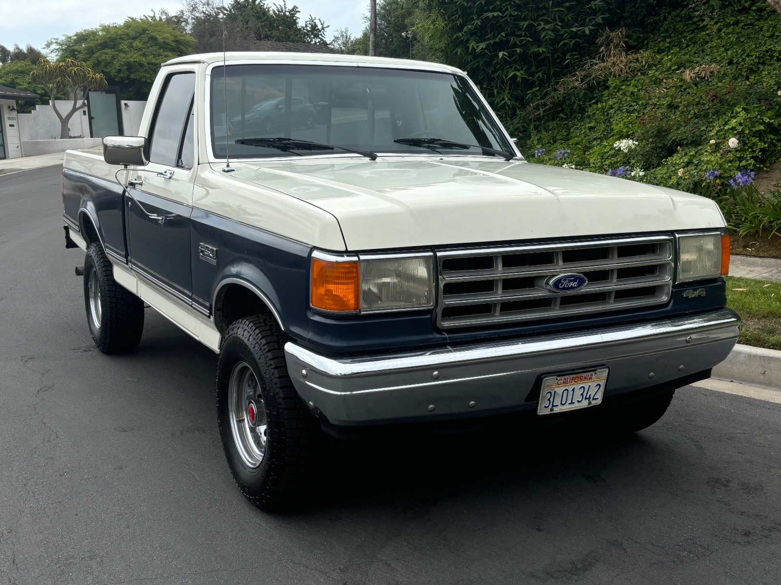 Ford-F-150-1987-Standard-Cab-Pickup-10