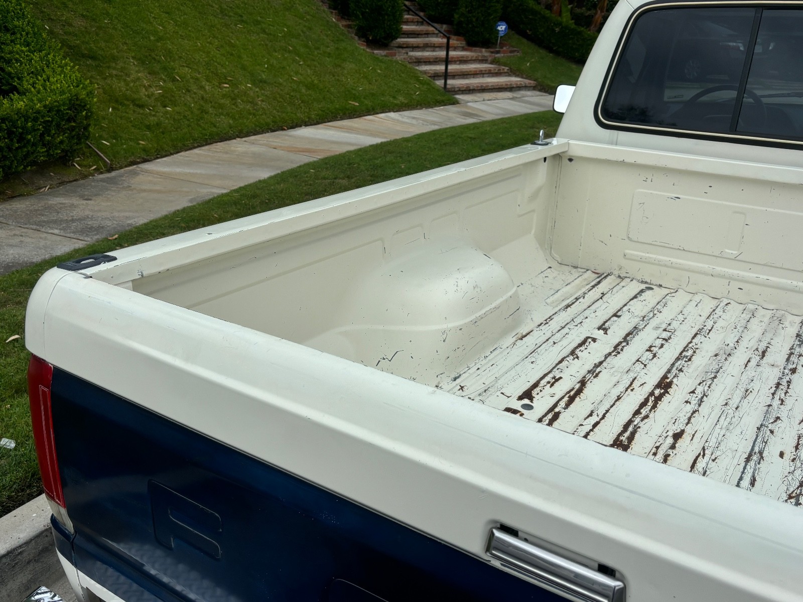 Ford-F-150-1987-Standard-Cab-Pickup-25