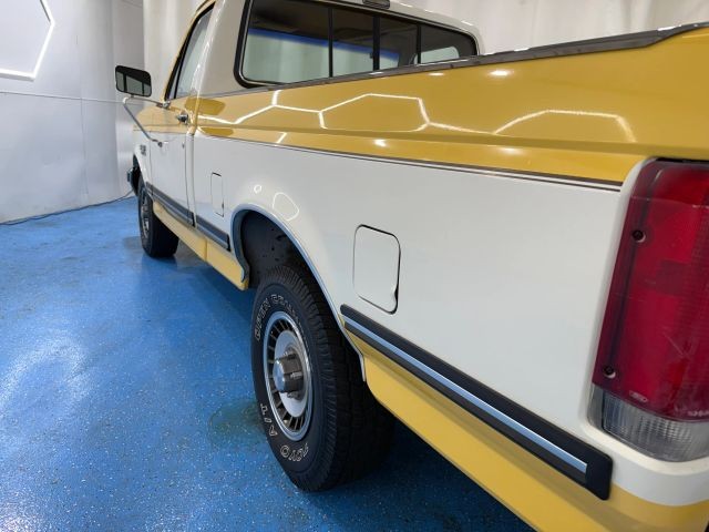 Ford-F-150-1989-Pickup-17