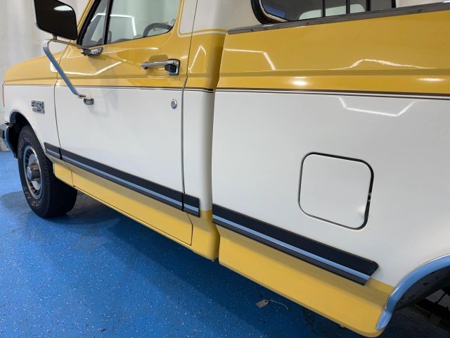 Ford-F-150-1989-Pickup-33