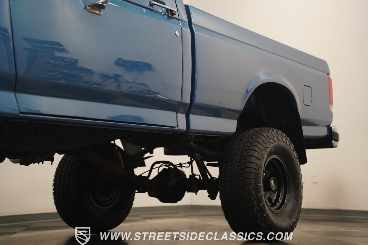 Ford-F-150-1989-Pickup-Truck-26