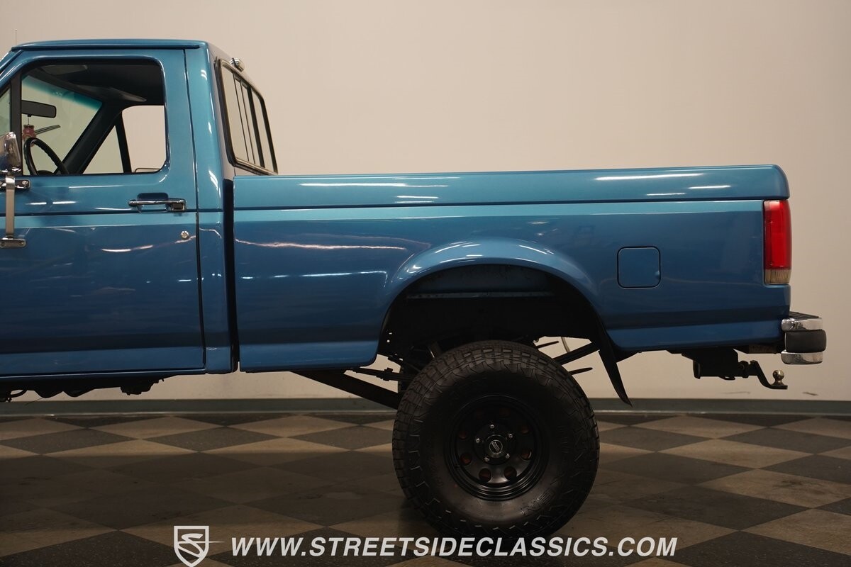 Ford-F-150-1989-Pickup-Truck-28