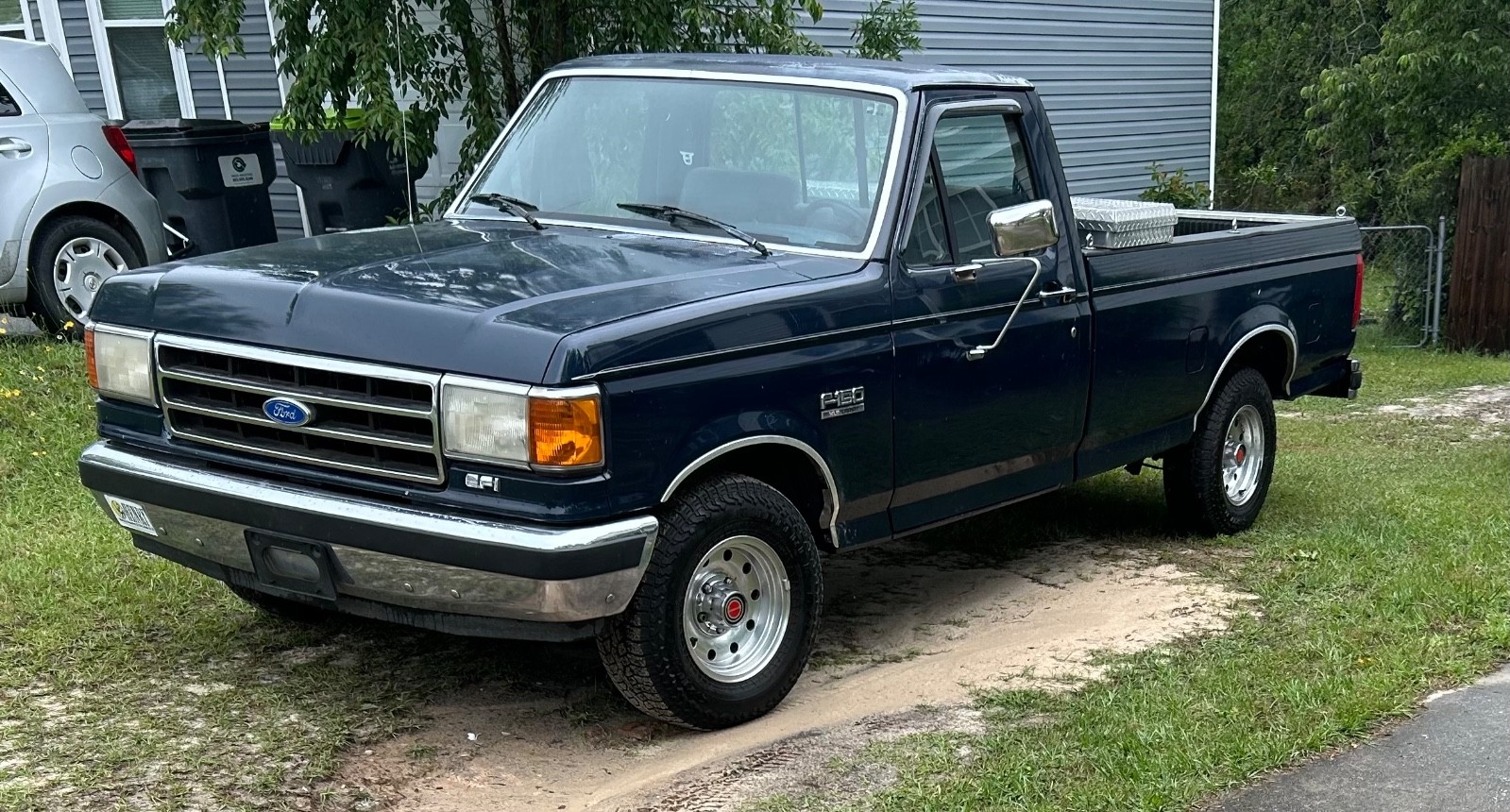 Ford-F-150-1991-Standard-Cab-Pickup-1