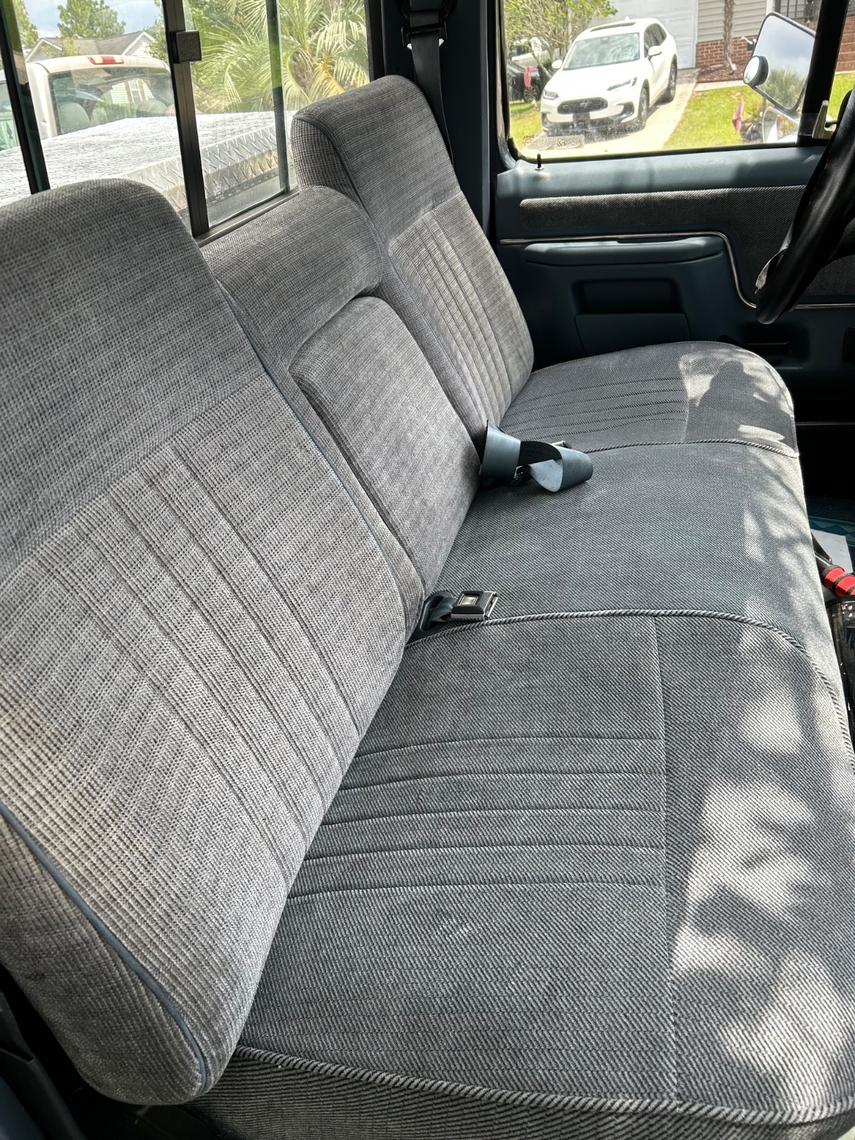 Ford-F-150-1991-Standard-Cab-Pickup-4