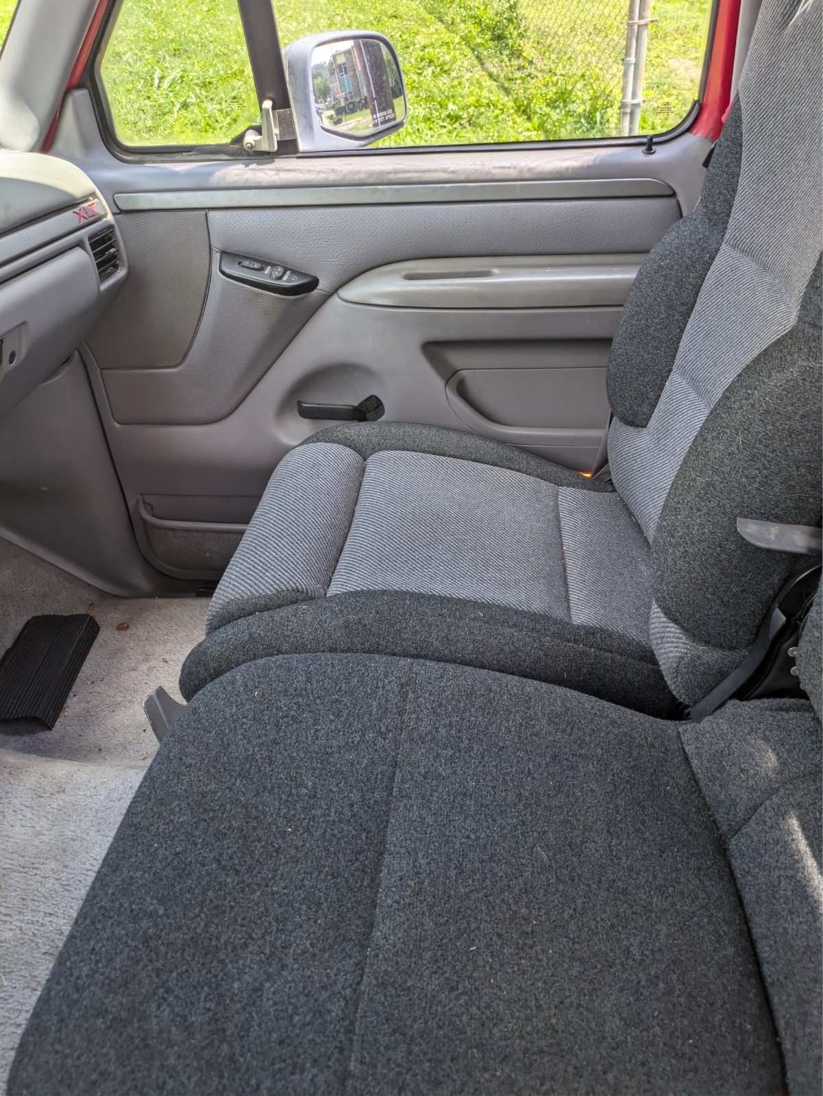 Ford-F-150-1995-Standard-Cab-Pickup-31