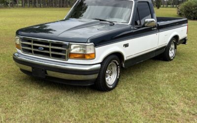 Ford F-150 1995 Standard Cab Pickup