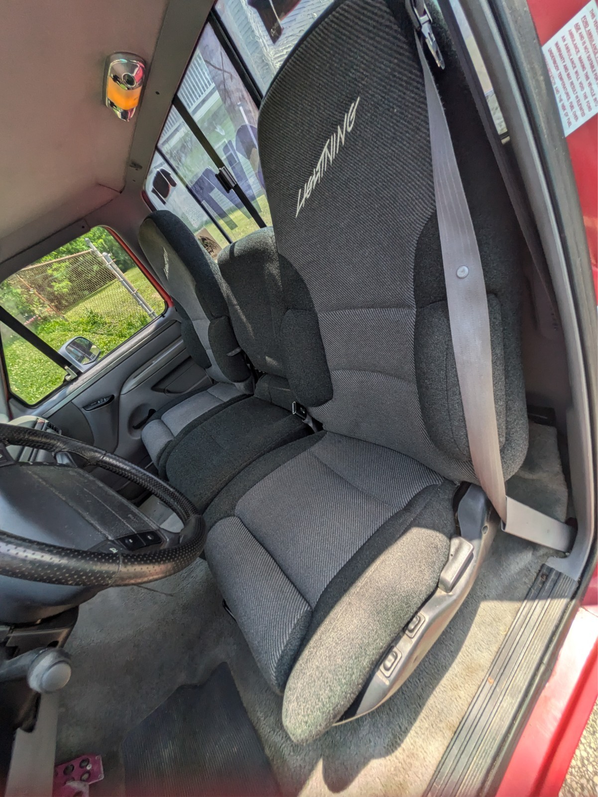 Ford-F-150-1995-Standard-Cab-Pickup-6