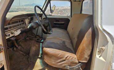 Ford-F-250-1970-Crew-Cab-Pickup-27