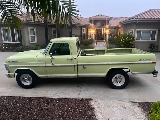 Ford-F-250-1970-Standard-Cab-Pickup-3