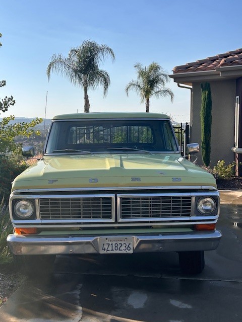 Ford-F-250-1970-Standard-Cab-Pickup-6