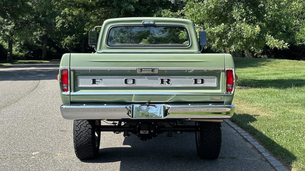 Ford-F-250-1972-10