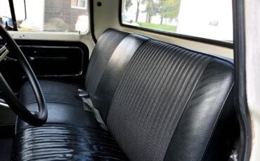 Ford-F-250-1972-Standard-Cab-Pickup-11