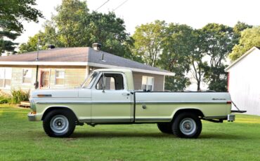Ford-F-250-1972-Standard-Cab-Pickup-2