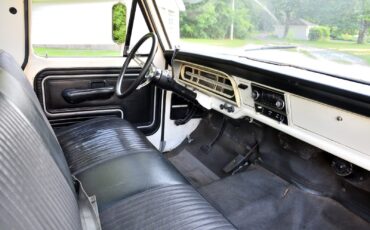 Ford-F-250-1972-Standard-Cab-Pickup-24