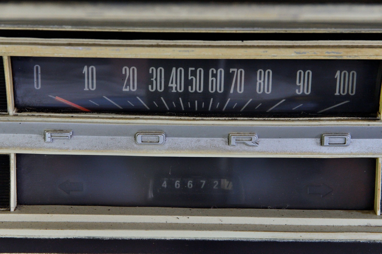 Ford-F-250-1972-Standard-Cab-Pickup-38
