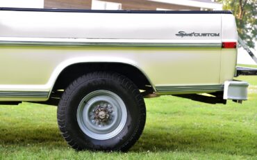 Ford-F-250-1972-Standard-Cab-Pickup-5