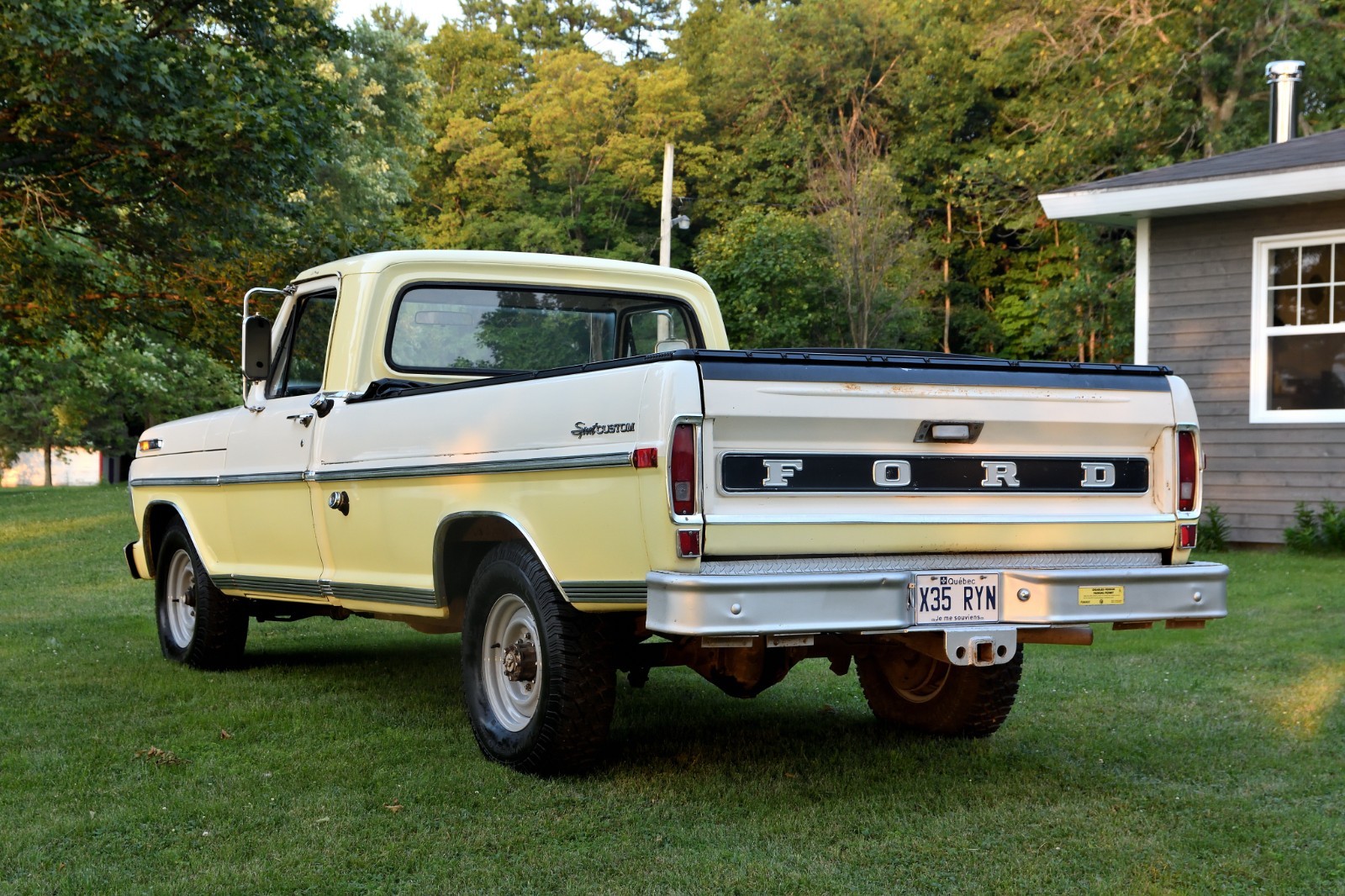 Ford-F-250-1972-Standard-Cab-Pickup-7