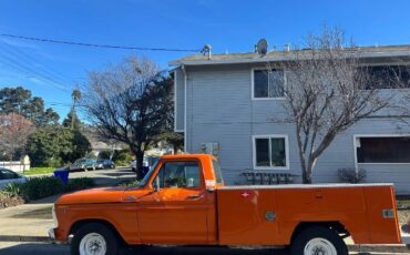 Ford-F-250-1977-Orange-2