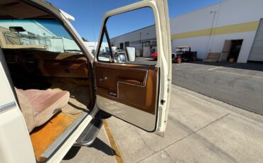 Ford-F-250-1982-Standard-Cab-Pickup-20