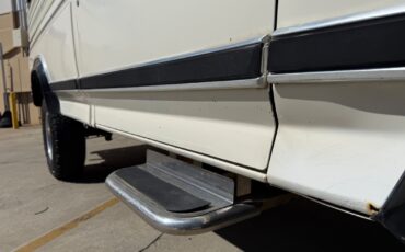 Ford-F-250-1982-Standard-Cab-Pickup-23