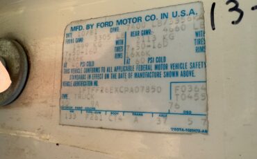 Ford-F-250-1982-Standard-Cab-Pickup-28