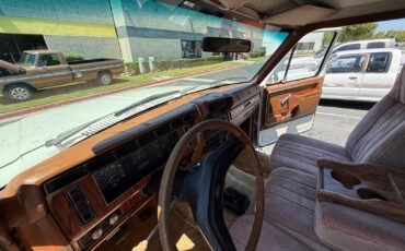 Ford-F-250-1982-Standard-Cab-Pickup-30