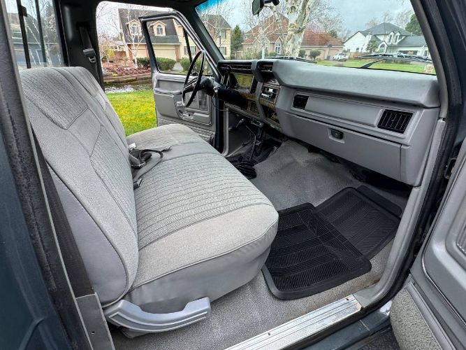 Ford-F-250-1986-GraySilver-9